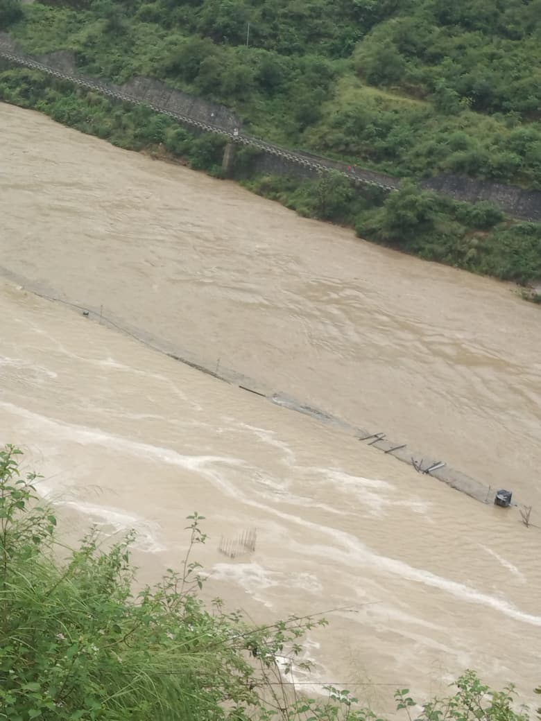 अविरल वर्षाबाट सिंचाईतर्फ करिब १० करोडको क्षति, नदी नियन्त्रण संरचनामा १५०० मिटर तटबन्ध कटान